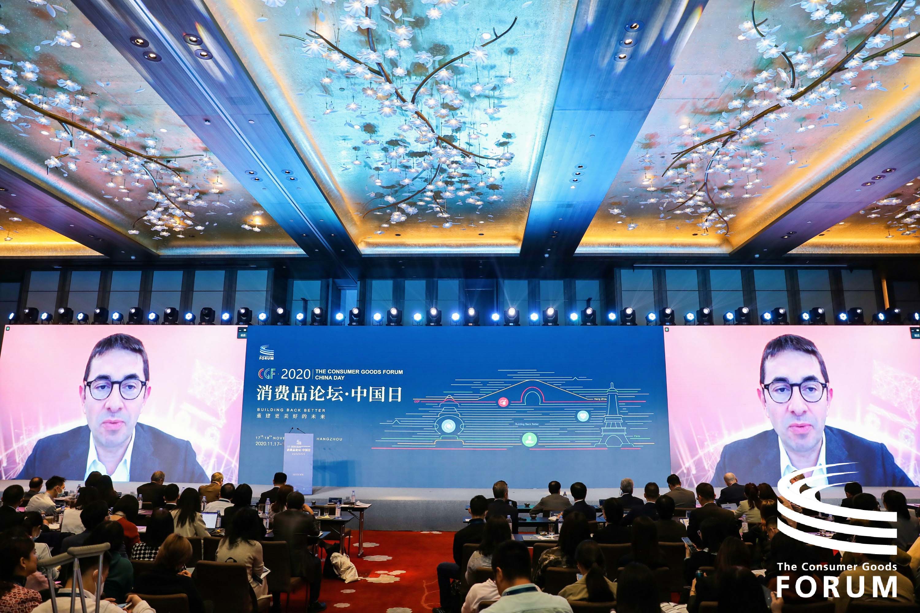 �_(d��)�ܼ��F(tu��n)�����L(zh��ng)��CEO��ȫ�����M(f��i)ƷՓ������(hu��)(li��n)ϯ��ϯ�����\�h(yu��n)���B��