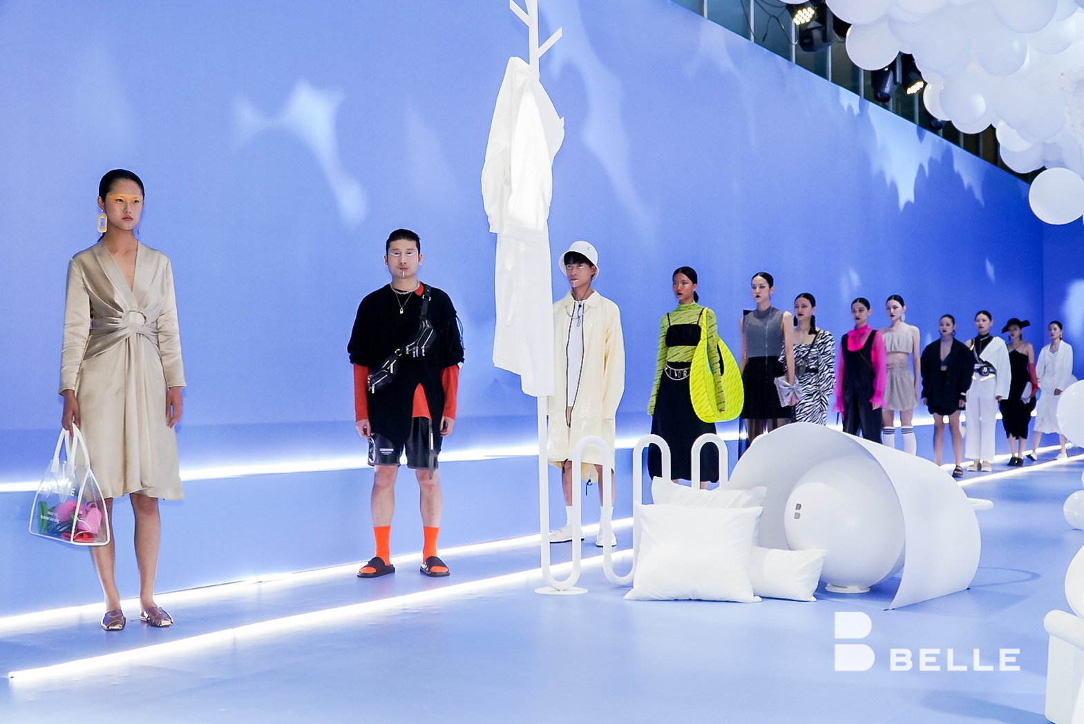 �l(f��)����(hu��)���bģ�����