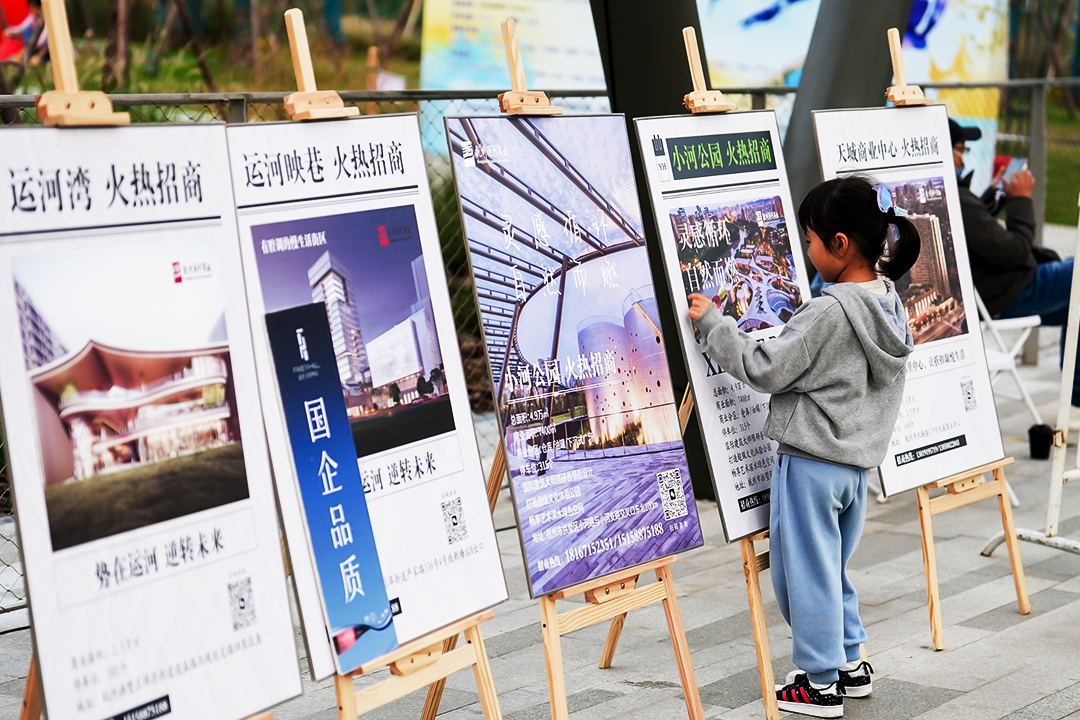 ���`��ѭ�h(hu��n) ��Ȼ��ȼ������С�ӹ��@���̻��(d��ng)�F(xi��n)��