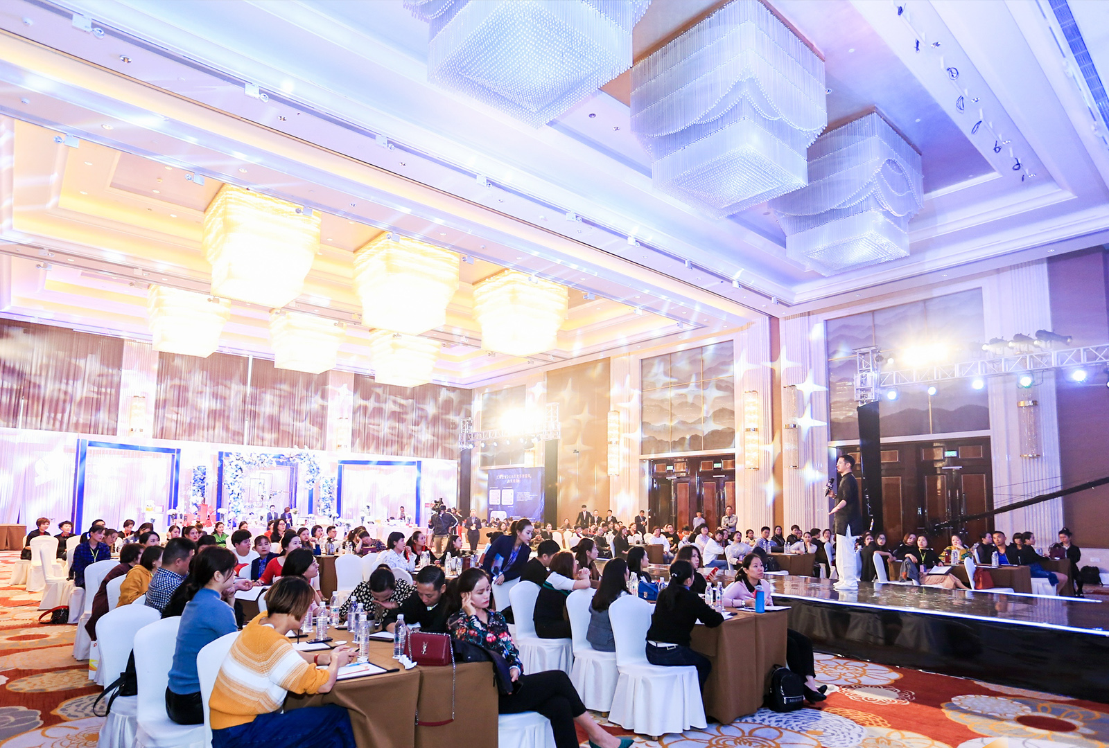 Ʒ�ƹ�˾���xʢ���ӬF(xi��n)��