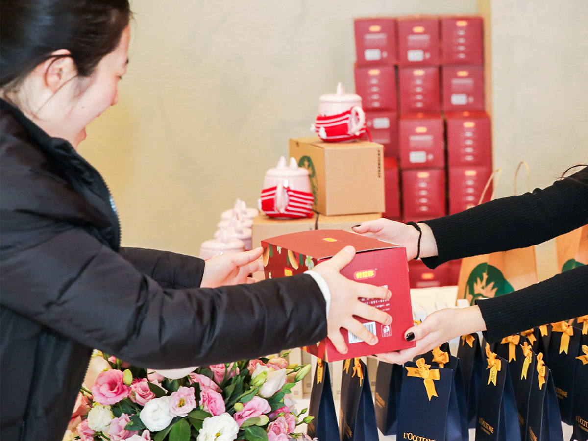 ٛ������YƷ