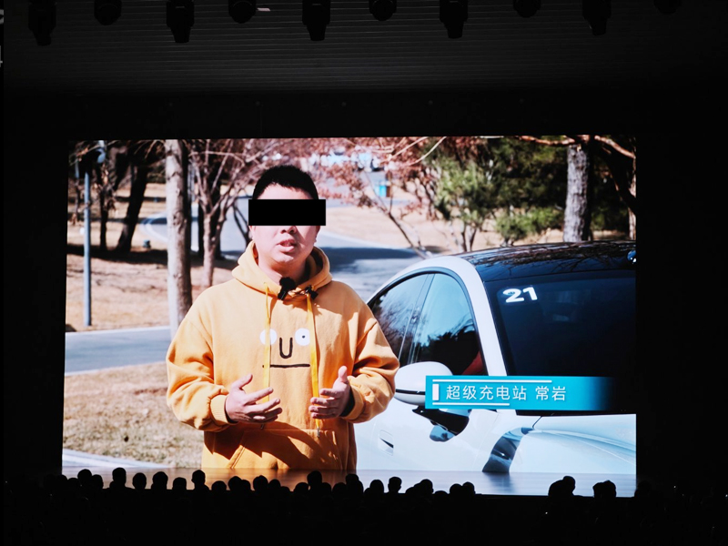 С��SU7��܇�l(f��)�����F����(chu��ng)��ҕ�l�����˱�����܇��ý�w�����c�u����